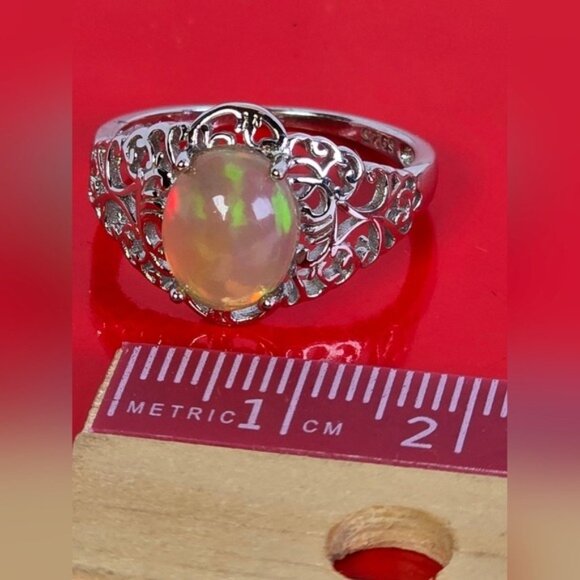 925 Sterling Silver Ring with Natural Chocolate Opal 0.8x1cm - Picture 2 of 13